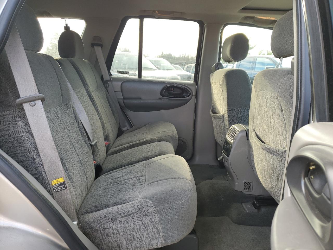 2002 Chevrolet TrailBlazer - Image 10