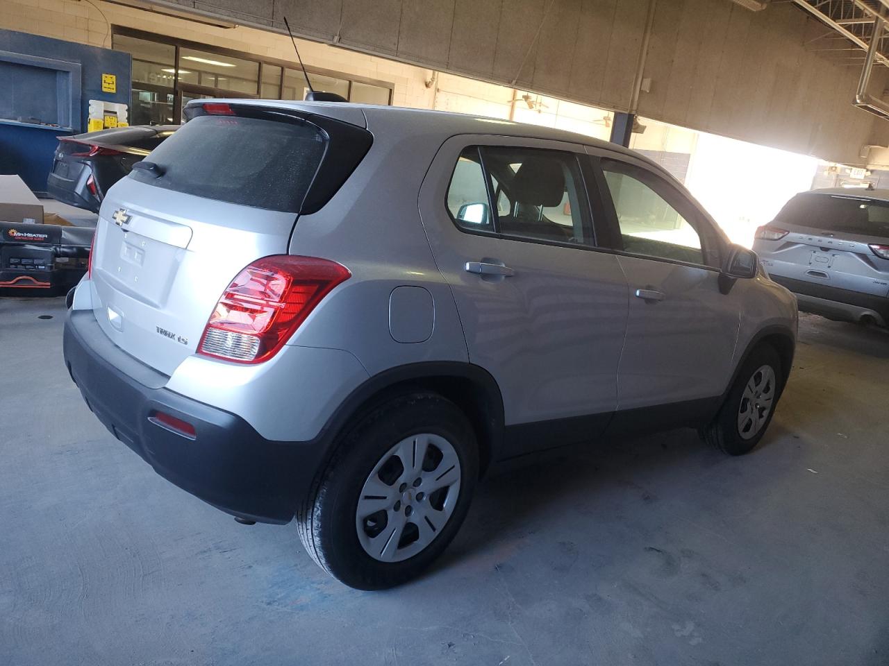 VIN 3GNCJKSBXGL261838 2016 CHEVROLET TRAX no.3