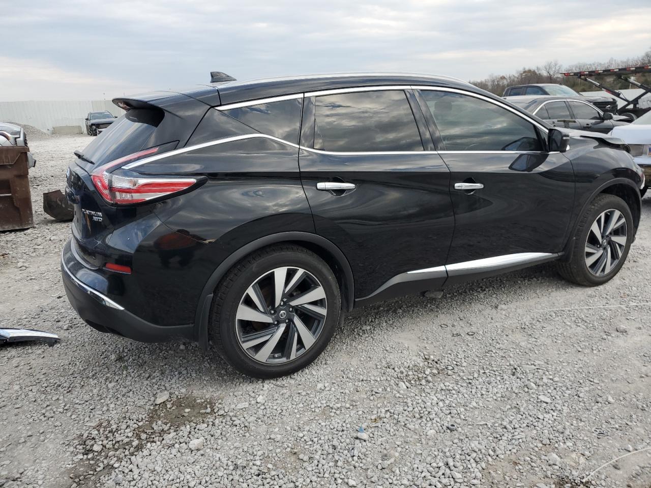 2018 Nissan Murano - Image 3