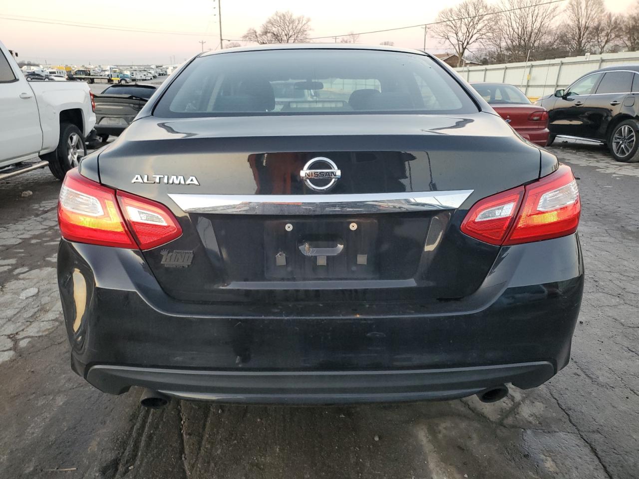 2017 Nissan Altima - Image 6