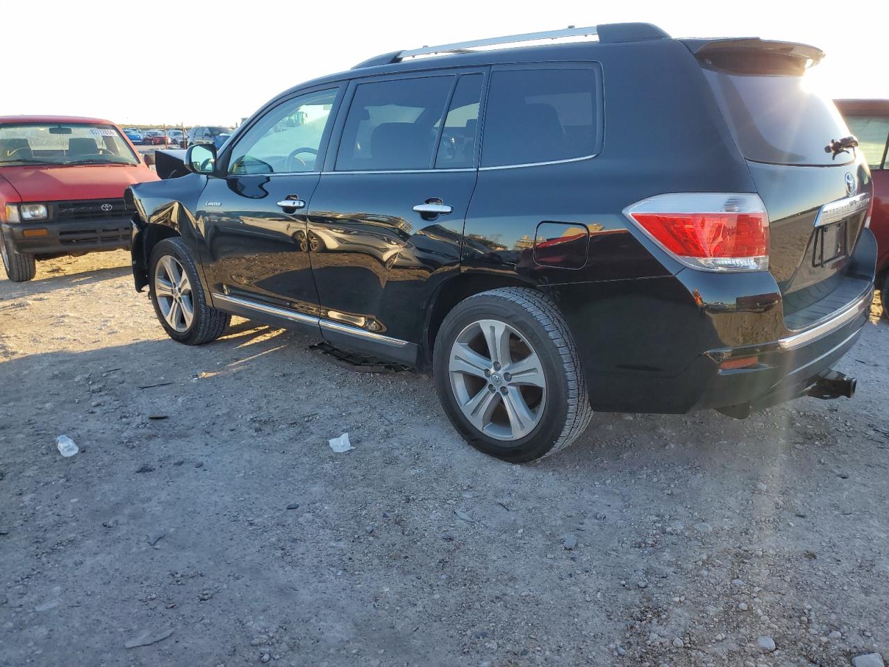 VIN 5TDYK3EH9DS134716 2013 TOYOTA HIGHLANDER no.2