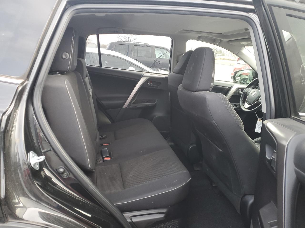 2016 Toyota RAV 4 - Image 11