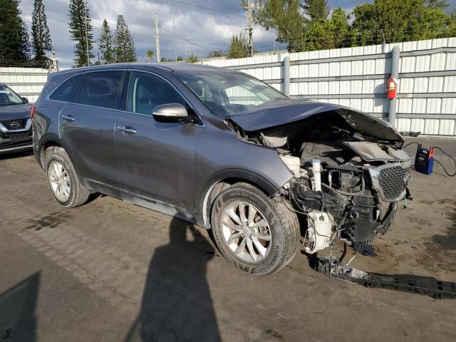  KIA SORENTO 2018 Серый