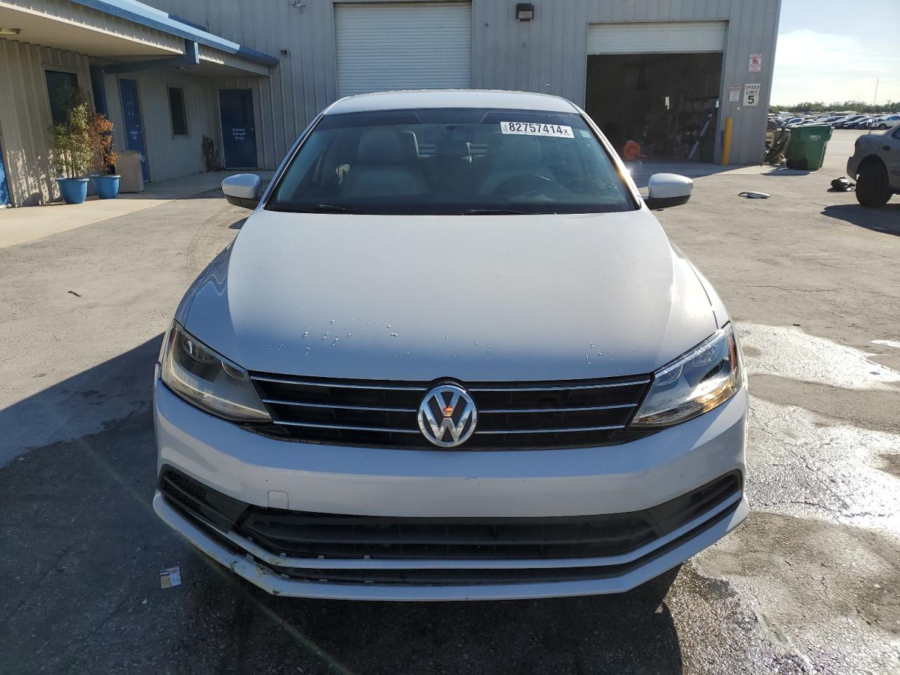 2017 Volkswagen Jetta - Image 5