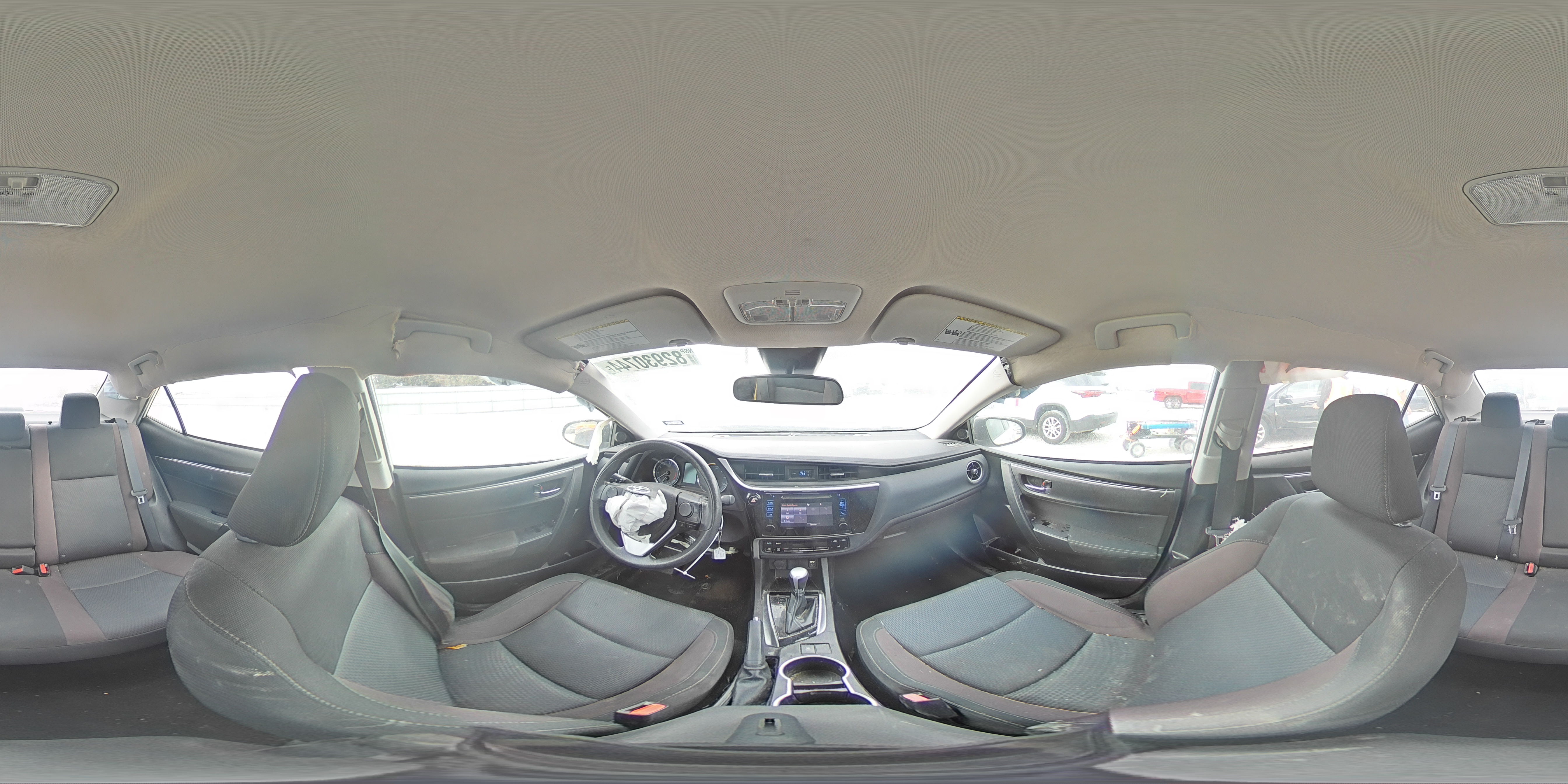 2018 Toyota Corolla - Image 13