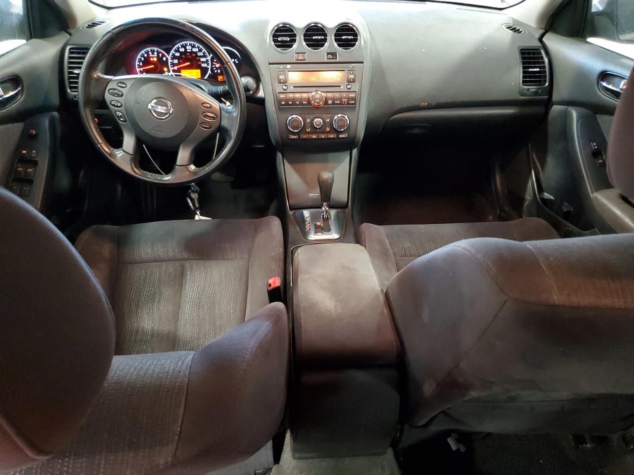 2012 Nissan Altima - Image 8