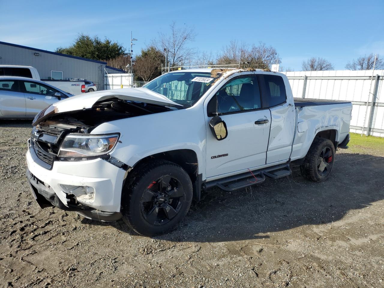 VIN 1GCHSCEN8K1358463 2019 CHEVROLET COLORADO no.1