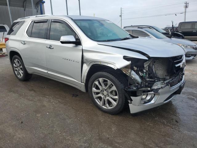  CHEVROLET TRAVERSE 2019 Srebrny