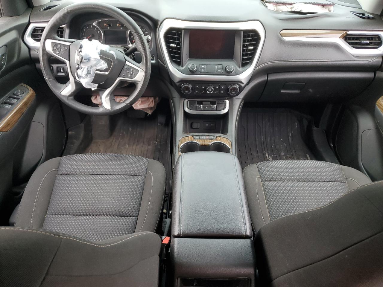 2021 GMC Acadia - Image 8