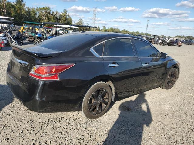  NISSAN ALTIMA 2015 Чорний