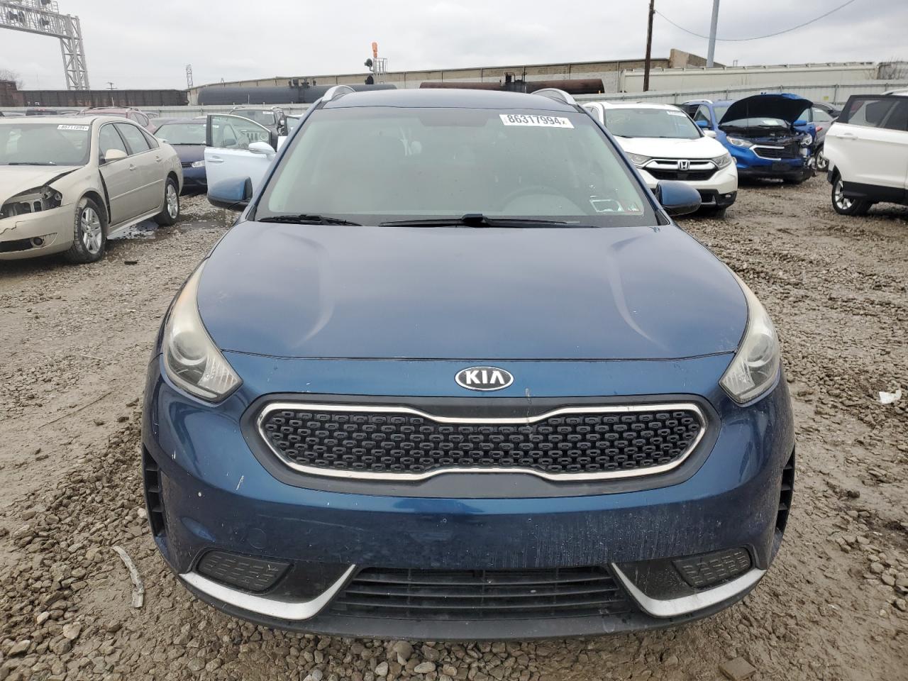 VIN KNDCB3LCXH5051583 2017 KIA NIRO no.5