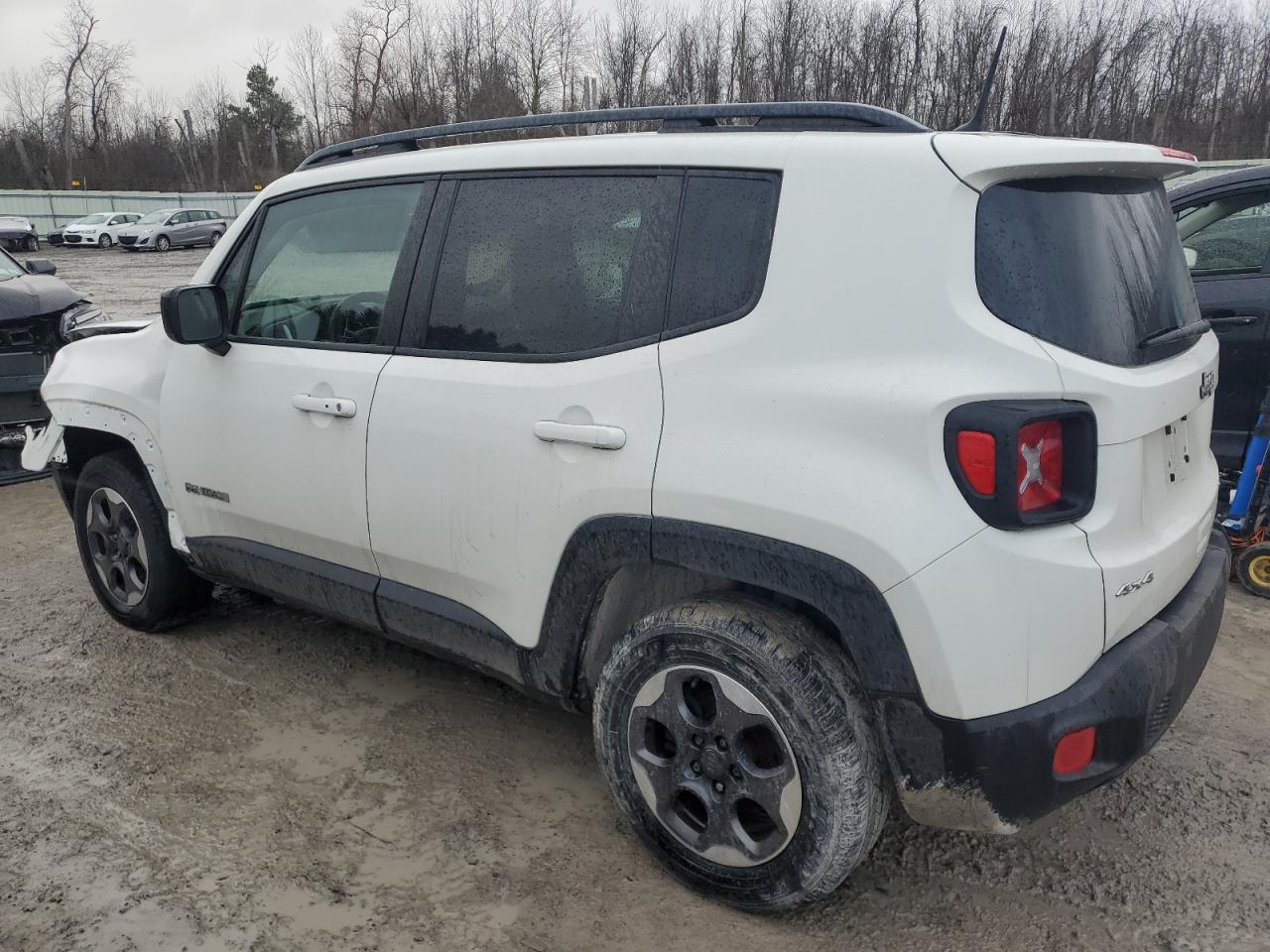 VIN ZACCJBAB1JPH02751 2018 JEEP RENEGADE no.2