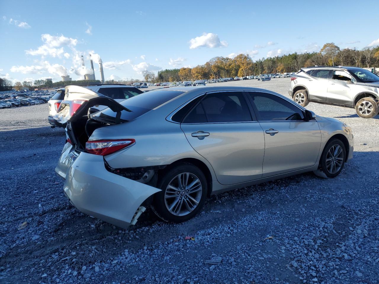 VIN 4T1BF1FK7HU387765 2017 TOYOTA CAMRY no.3