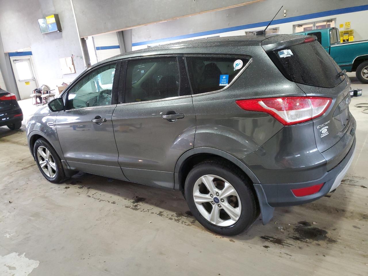 2015 Ford Escape - Image 2