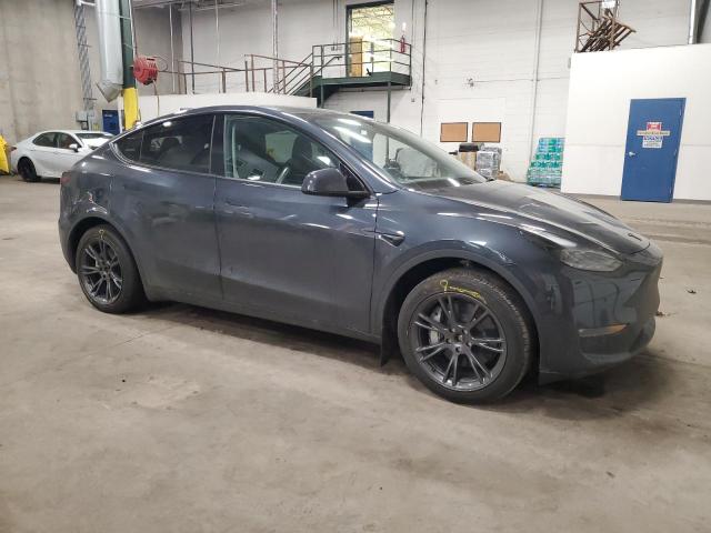  TESLA MODEL Y 2024 Szary