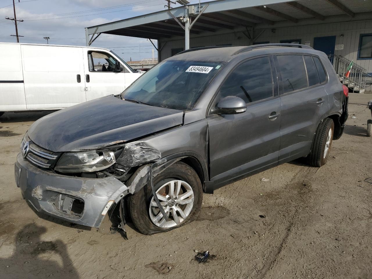 VIN WVGAV7AX1GW544343 2016 VOLKSWAGEN TIGUAN no.1