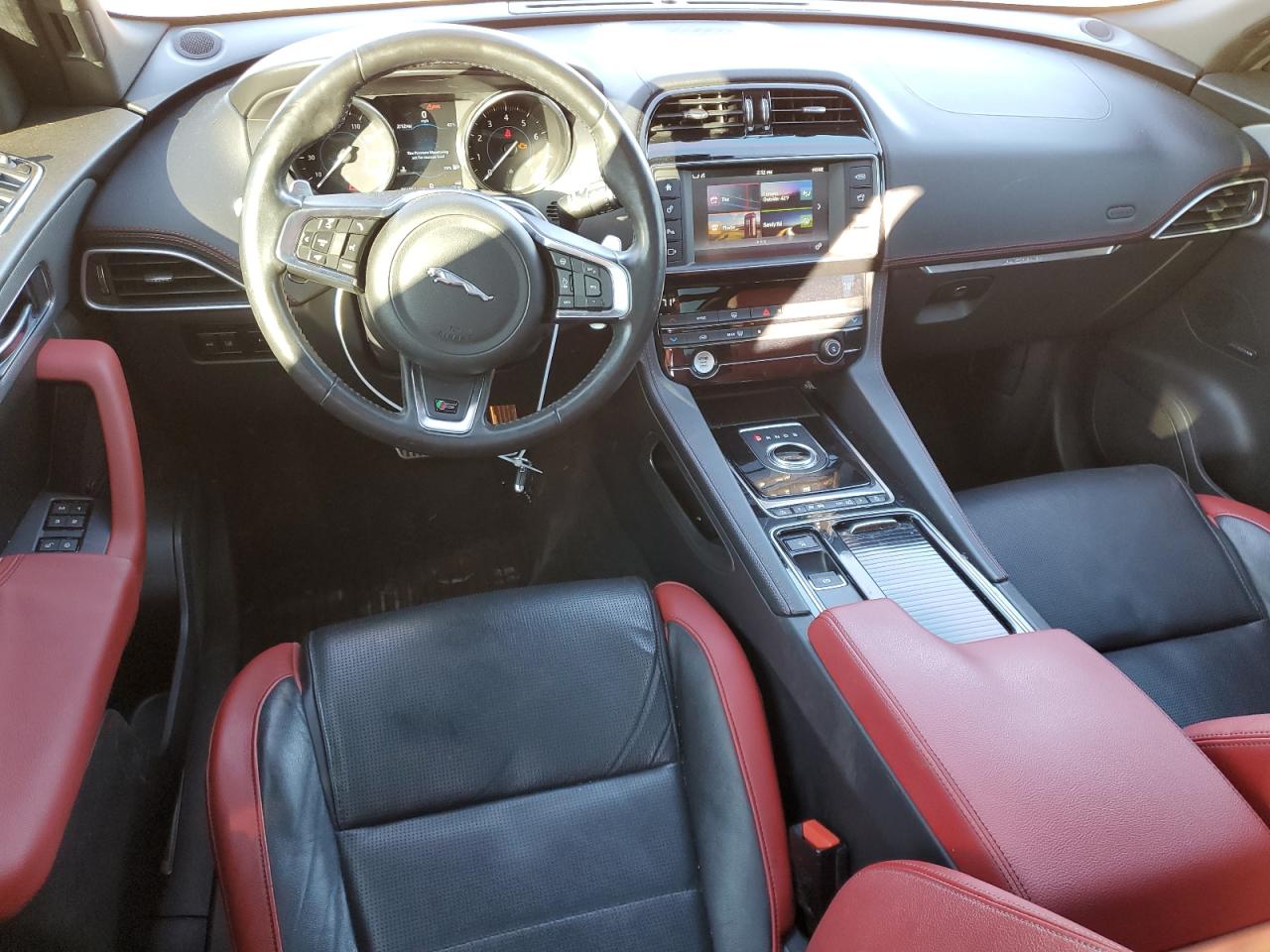 2018 Jaguar F-Pace - Image 8