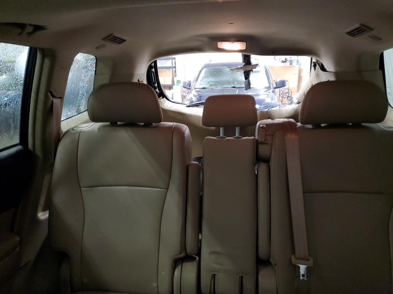 2013 Toyota Highlander - Image 10