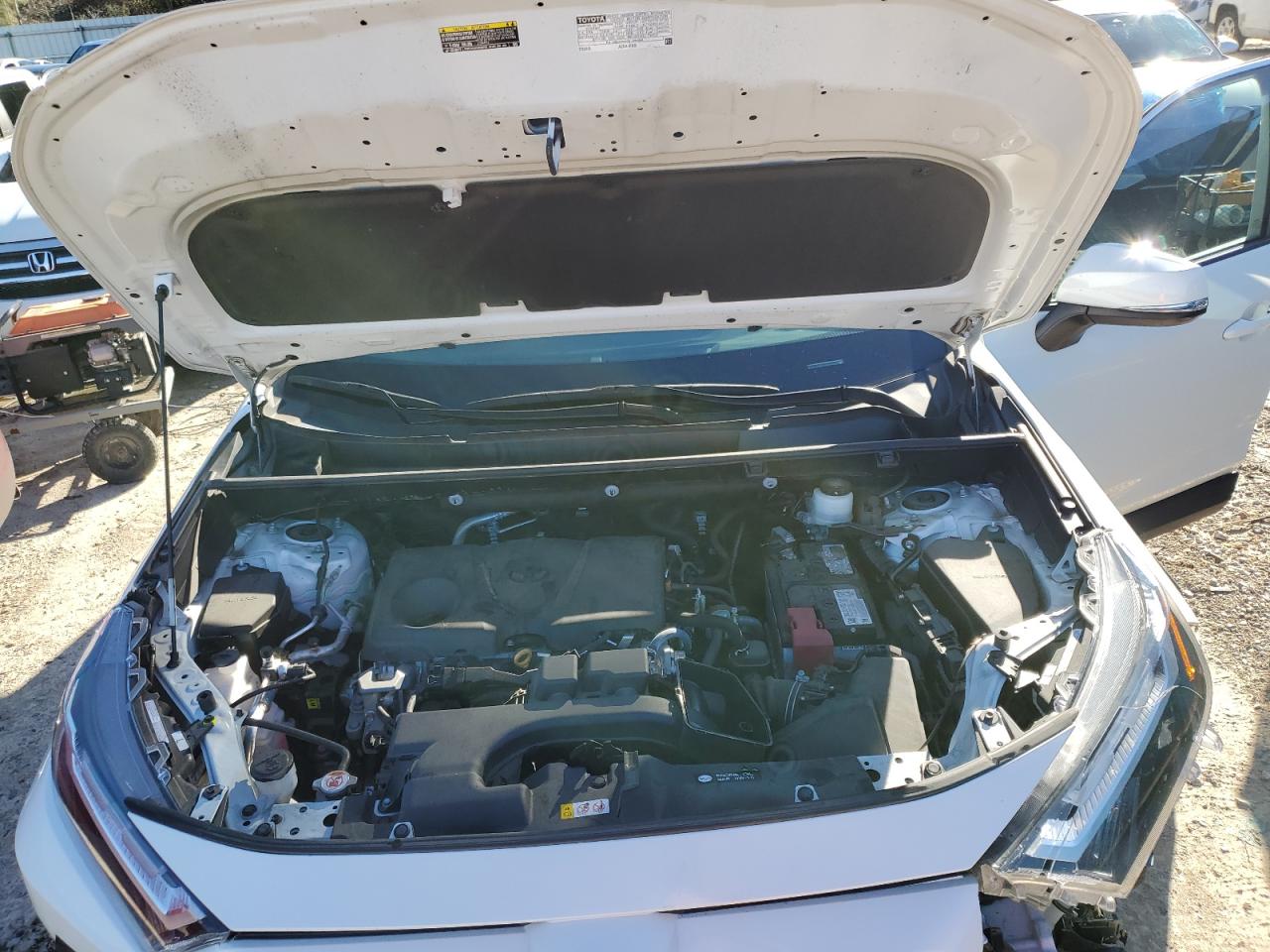2022 Toyota RAV 4 - Image 12