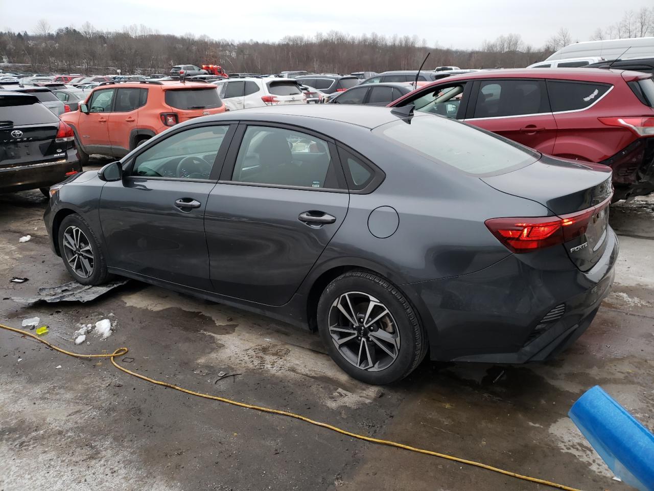 VIN 3KPF24AD1NE467648 2022 KIA FORTE no.2