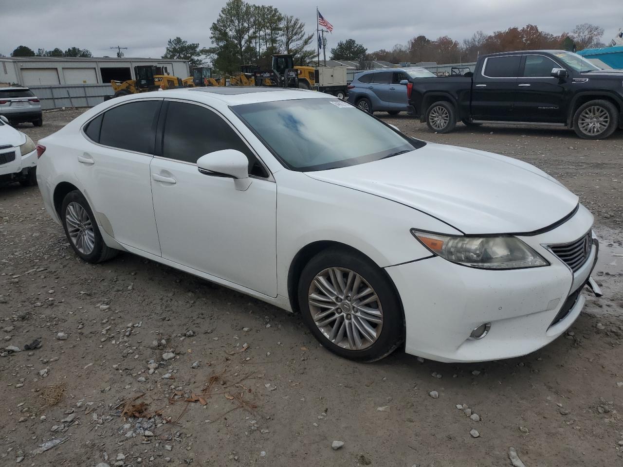 VIN JTHBK1GG6D2067402 2013 LEXUS ES350 no.4