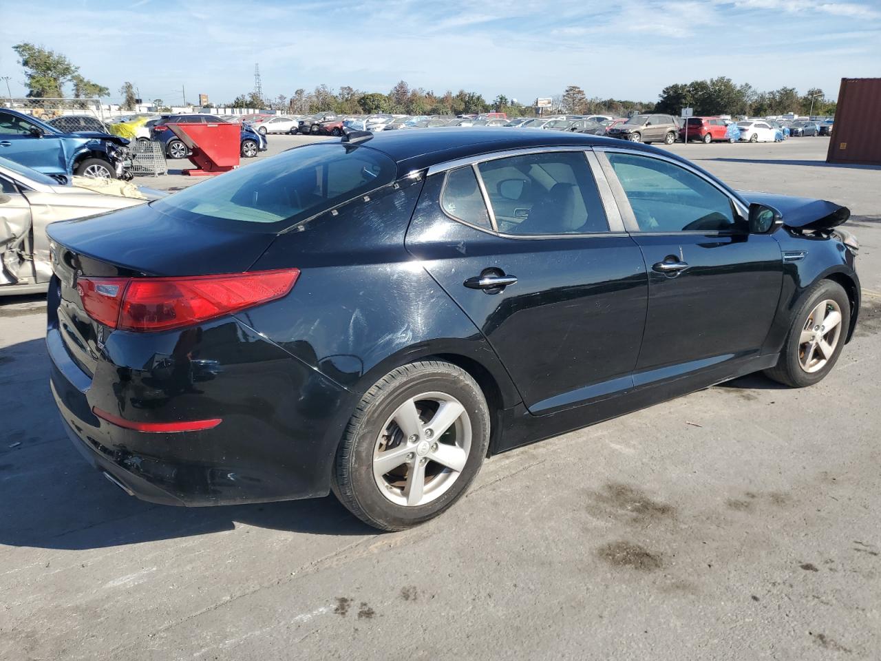 VIN 5XXGM4A71FG411405 2015 KIA OPTIMA no.3