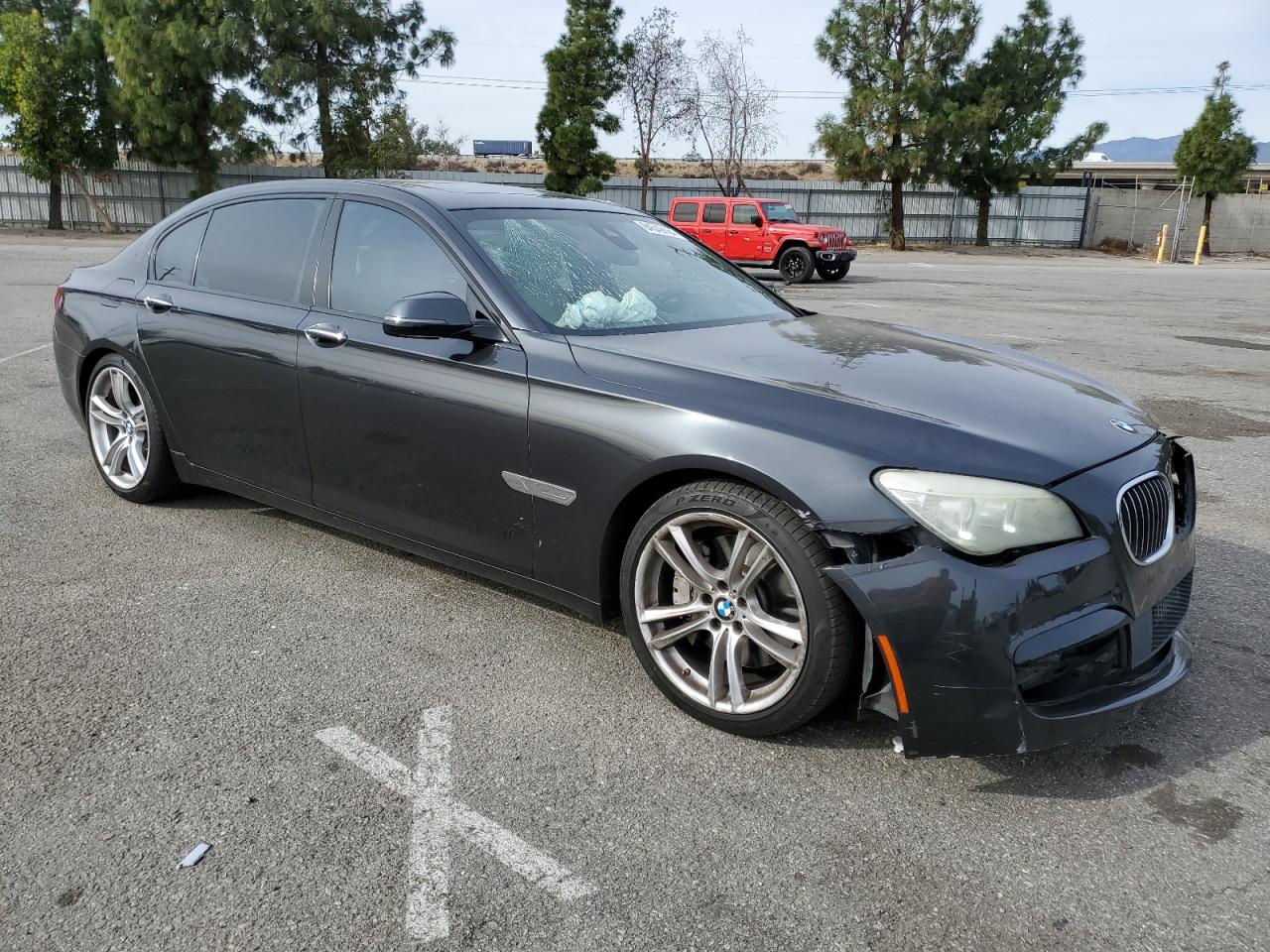 VIN WBAYE8C52ED134788 2014 BMW 7 SERIES no.4