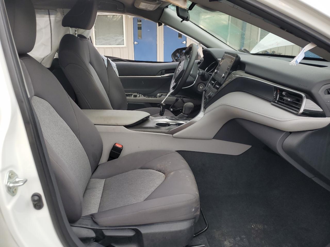 2023 Toyota Camry - Image 7