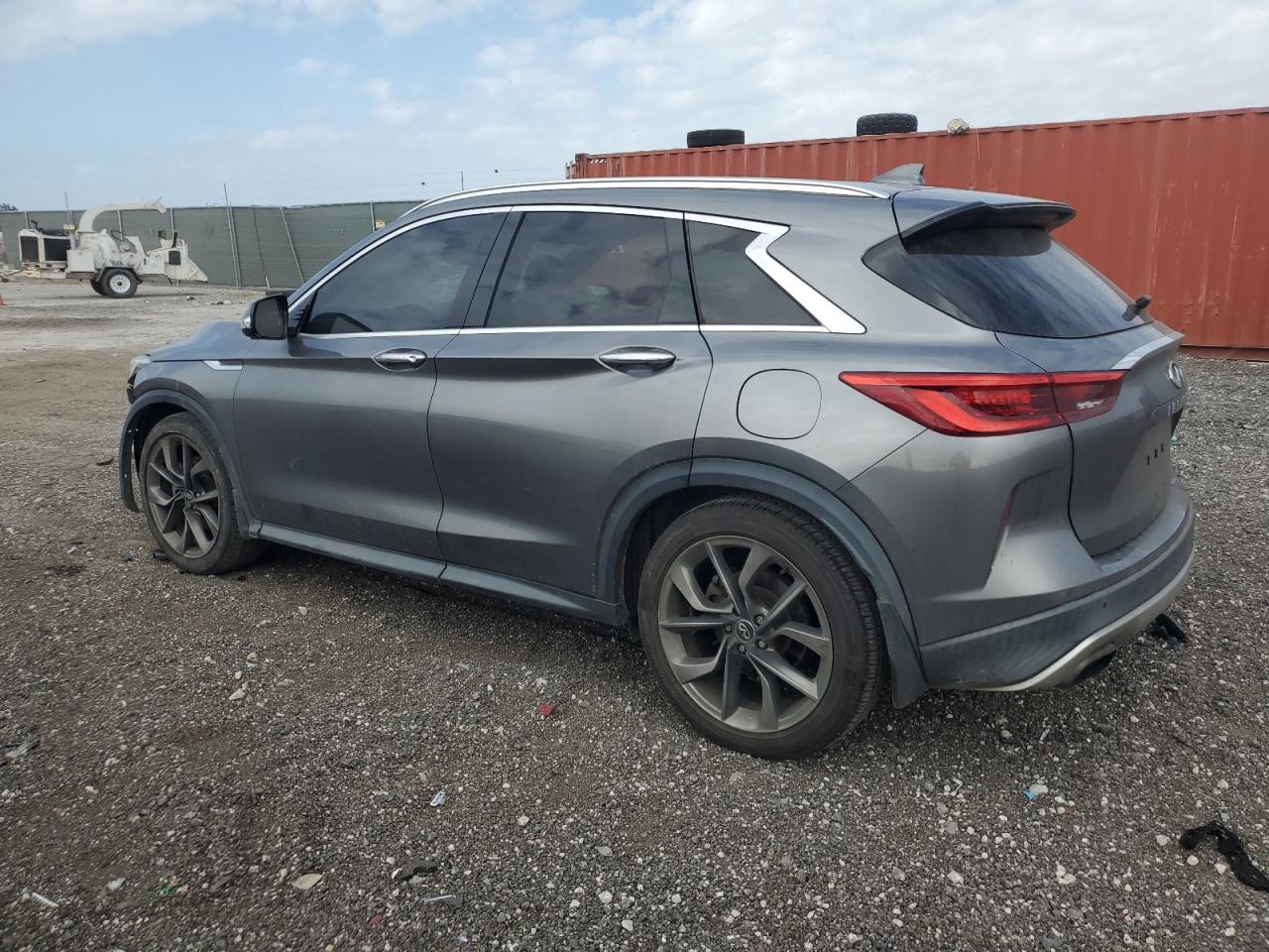 VIN 3PCAJ5M12KF100946 2019 INFINITI QX50 no.2