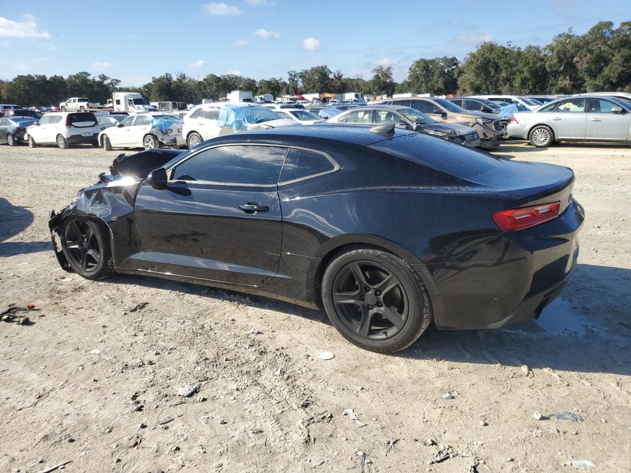 1G1FB1RX8H0164157 2017 CHEVROLET CAMARO - Image 2