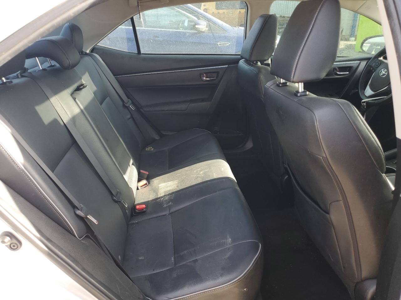 2015 Toyota Corolla - Image 10