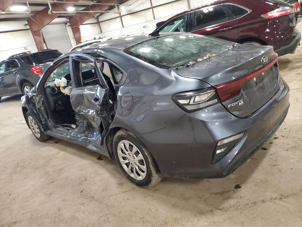 3KPF24AD8LE235920 2020 KIA FORTE - Image 2