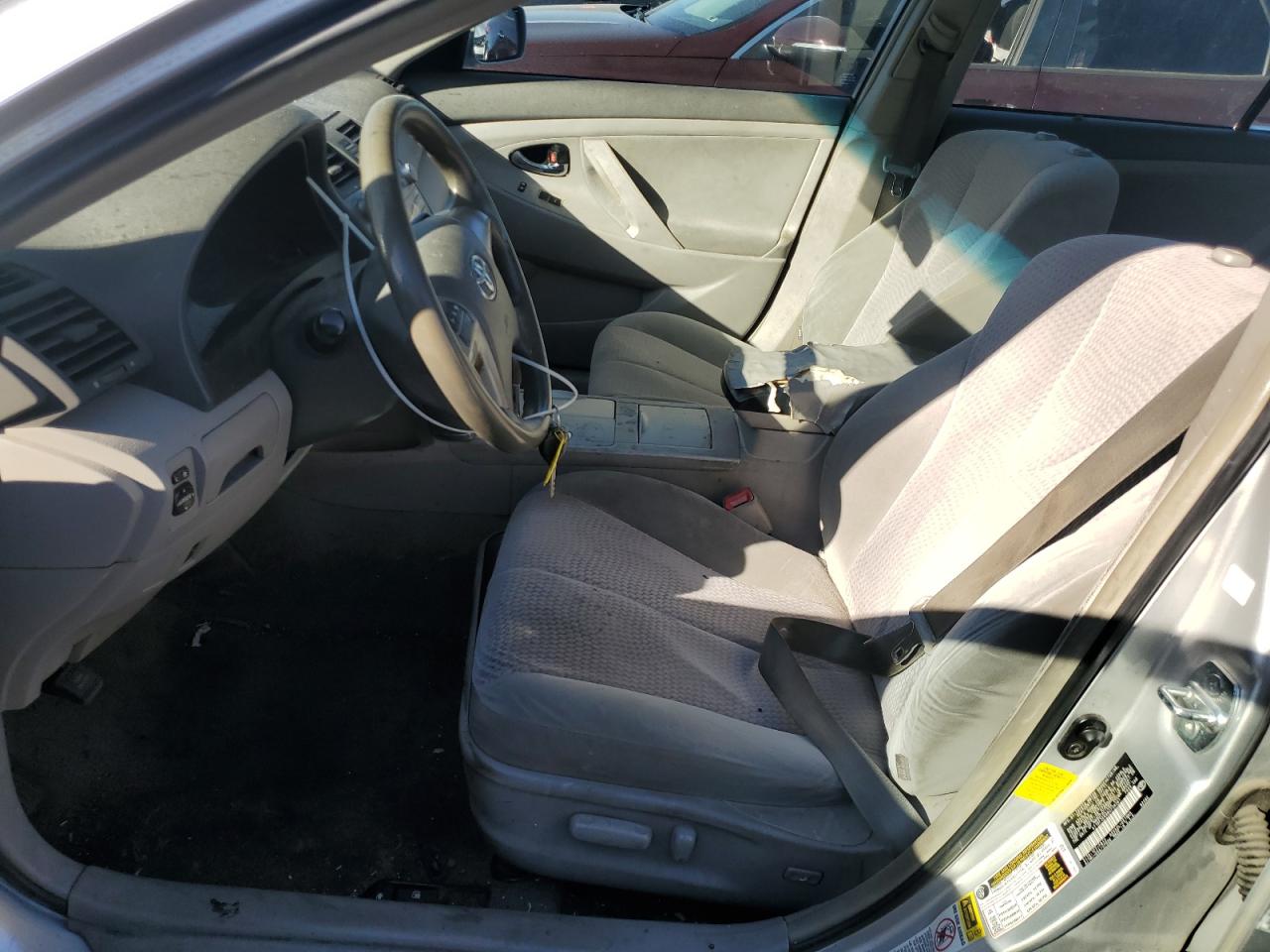 2011 Toyota Camry - Image 7