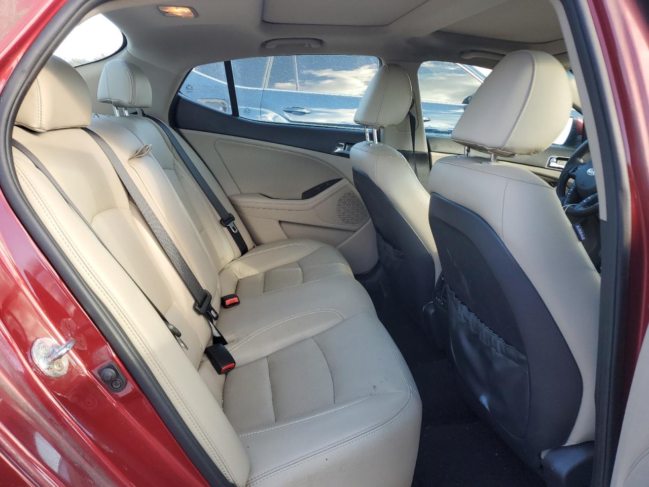 2013 Kia Optima - Image 10