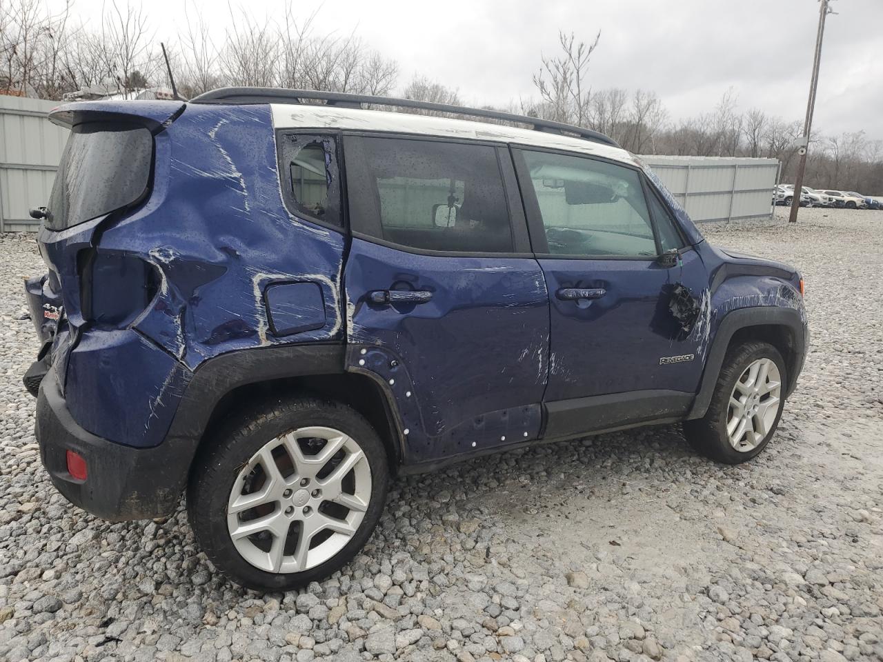 2021 Jeep Renegade - Image 3