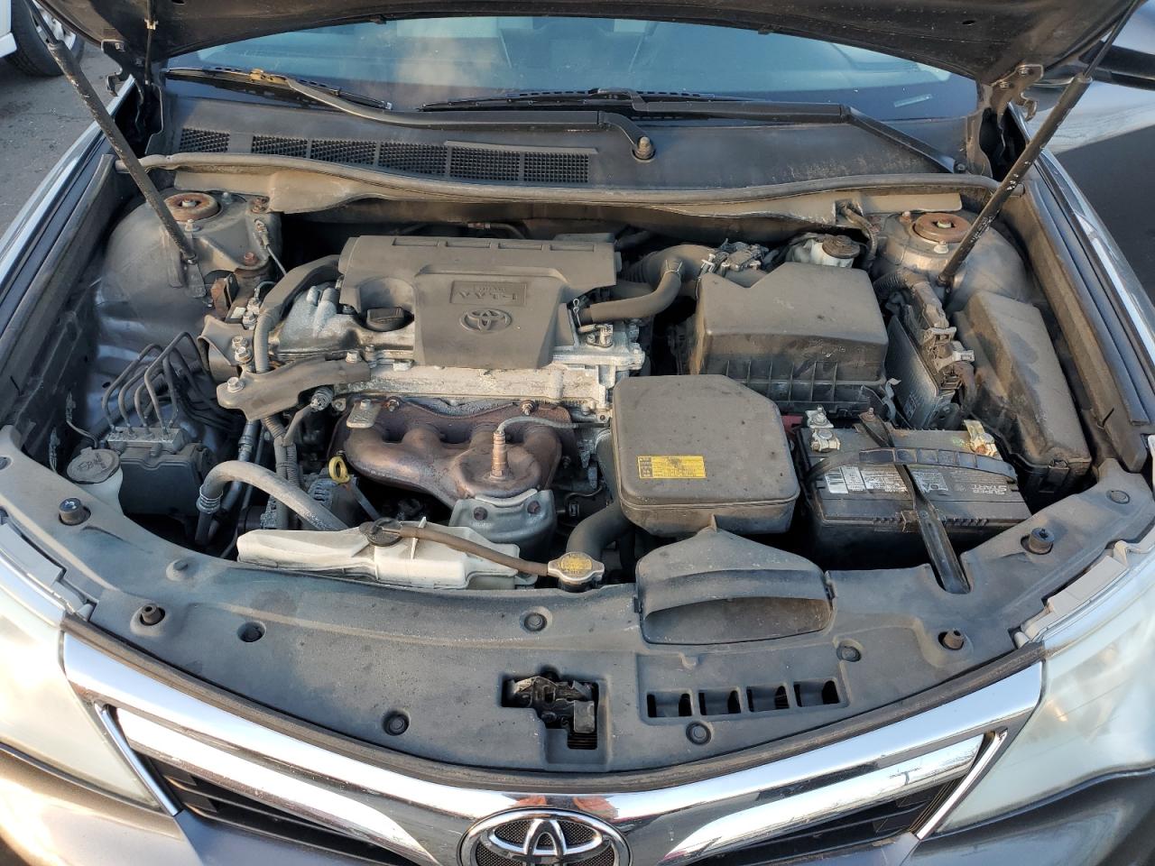 2014 Toyota Camry - Image 11