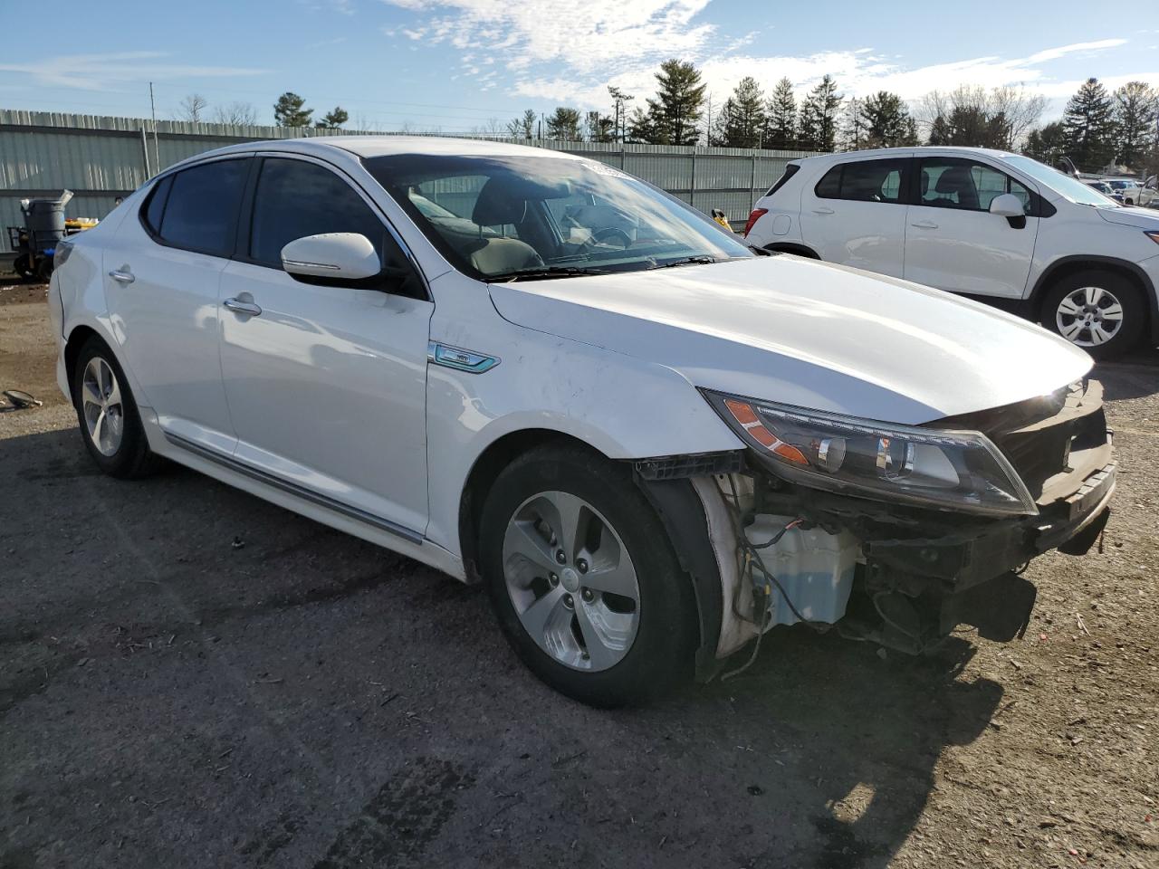 VIN KNAGM4AD4E5075903 2014 KIA OPTIMA no.4