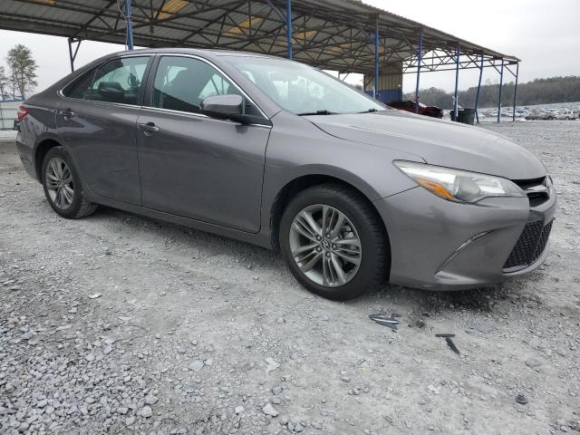  TOYOTA CAMRY 2017 Szary