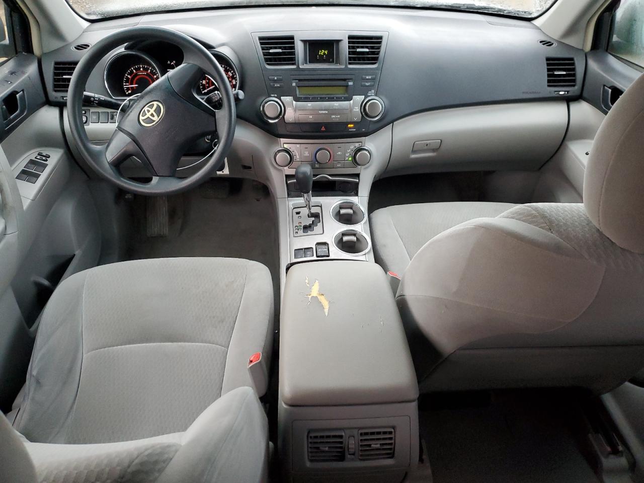 2010 Toyota Highlander - Image 8