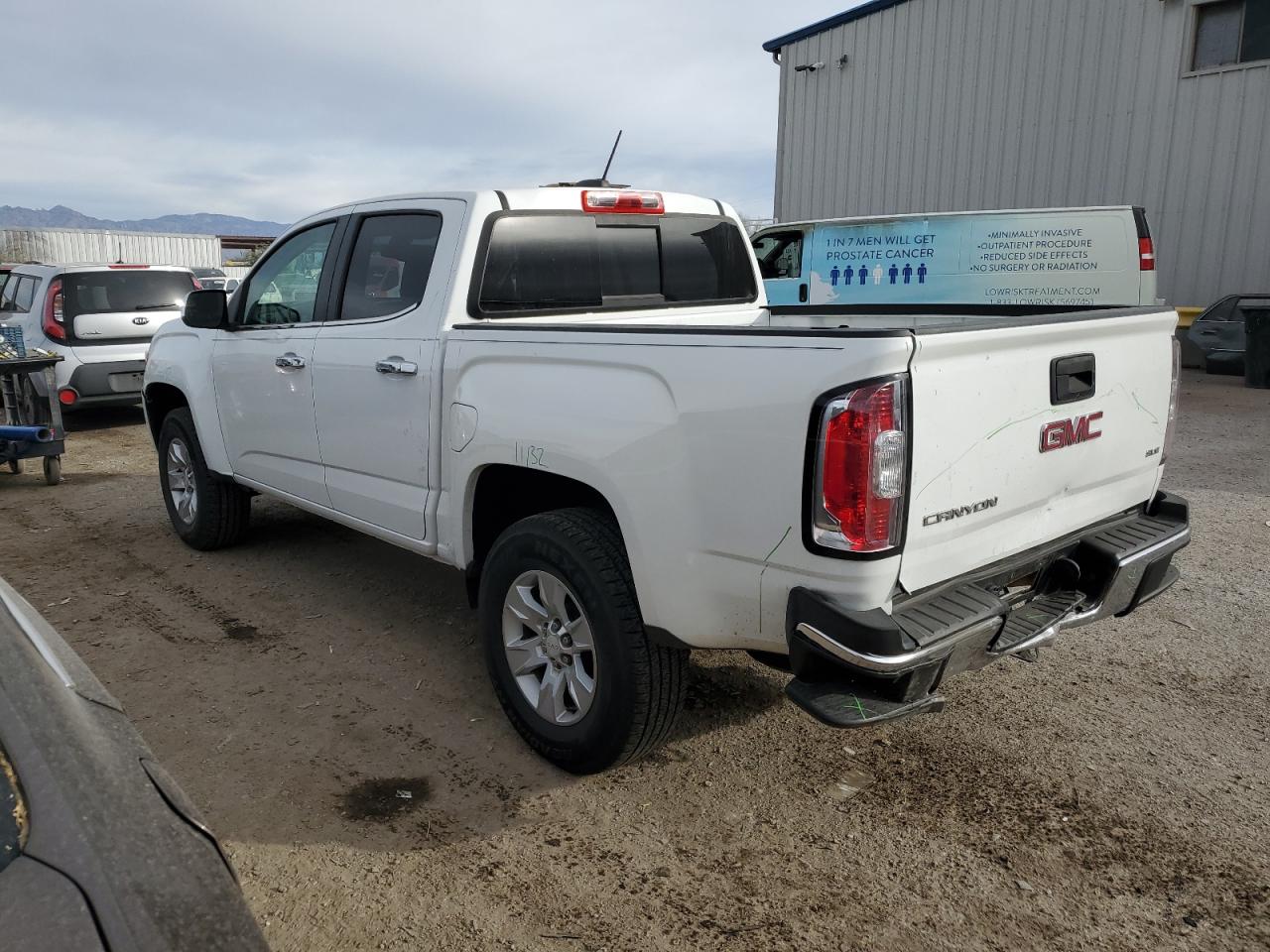 2016 GMC Canyon - Image 2