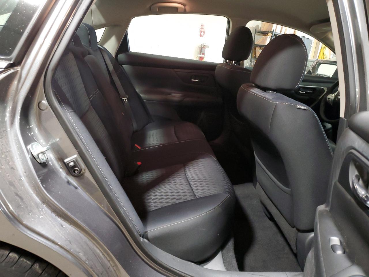 2020 Nissan Altima - Image 10