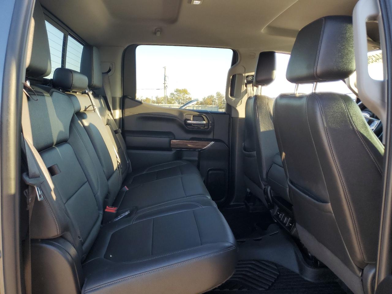 2021 Chevrolet Silverado - Image 10
