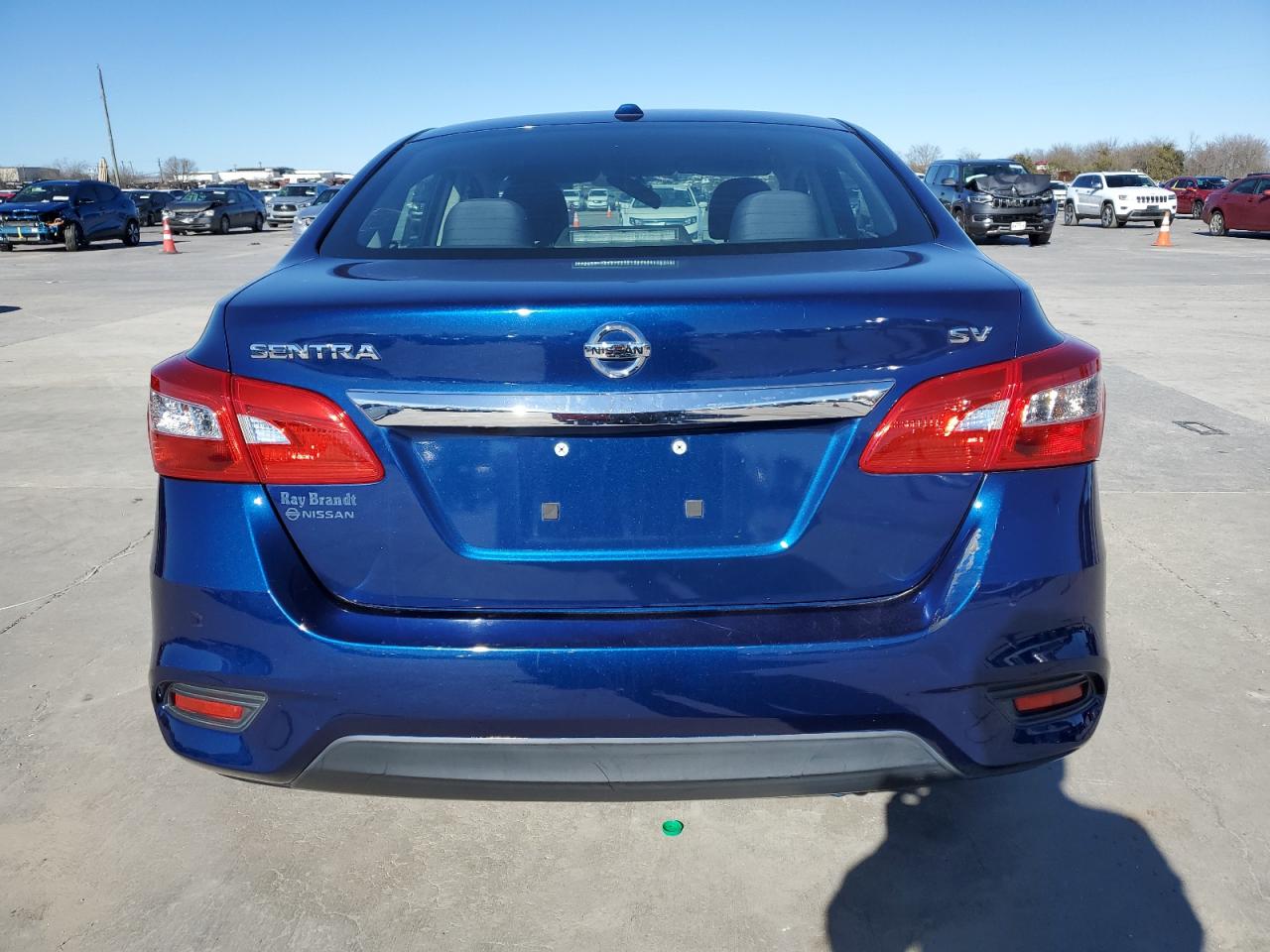 2017 Nissan Sentra - Image 6