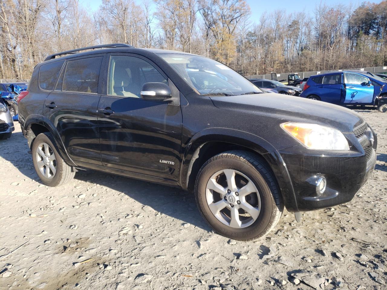 2011 Toyota RAV 4 - Image 4