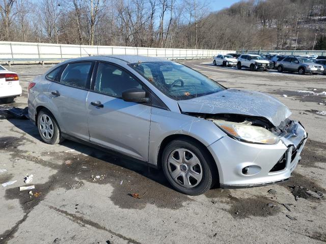  FORD FOCUS 2013 Srebrny