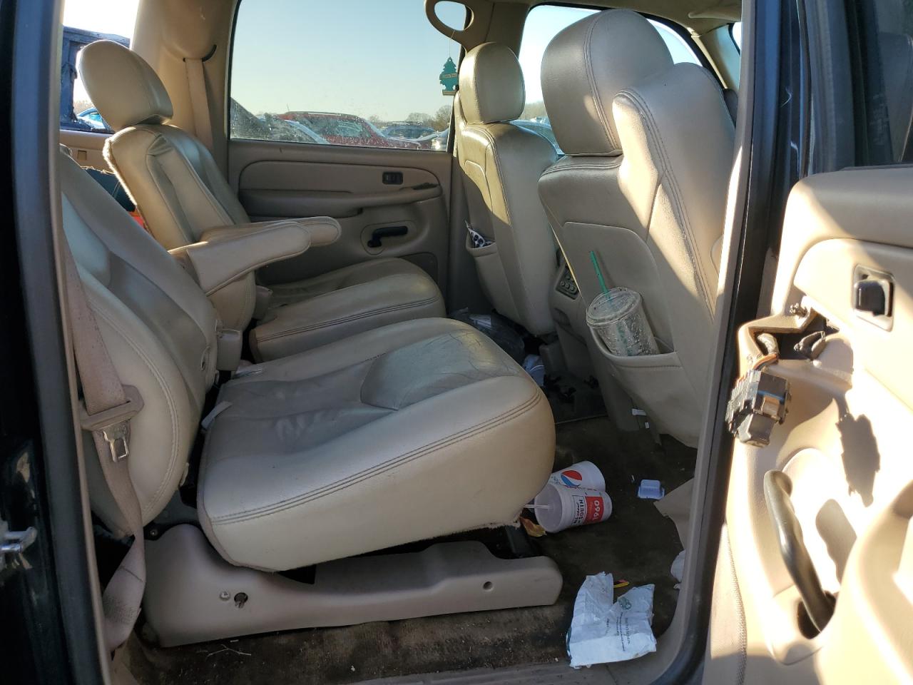 2004 GMC Yukon Xl C1500 VIN: 3GKEC16Z34G260181 Lot: 80617915