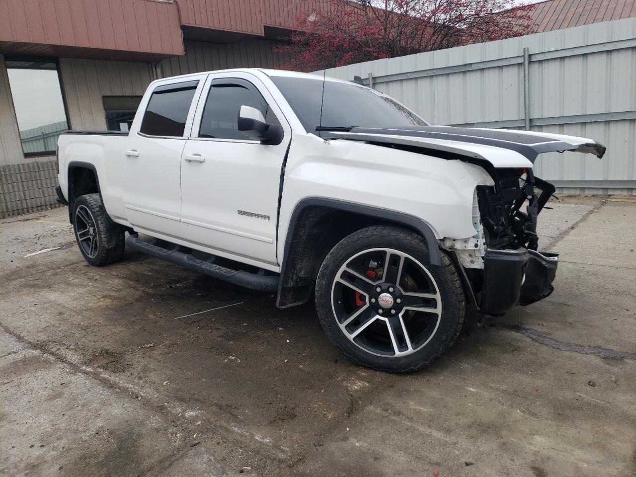 2015 GMC Sierra - Image 4