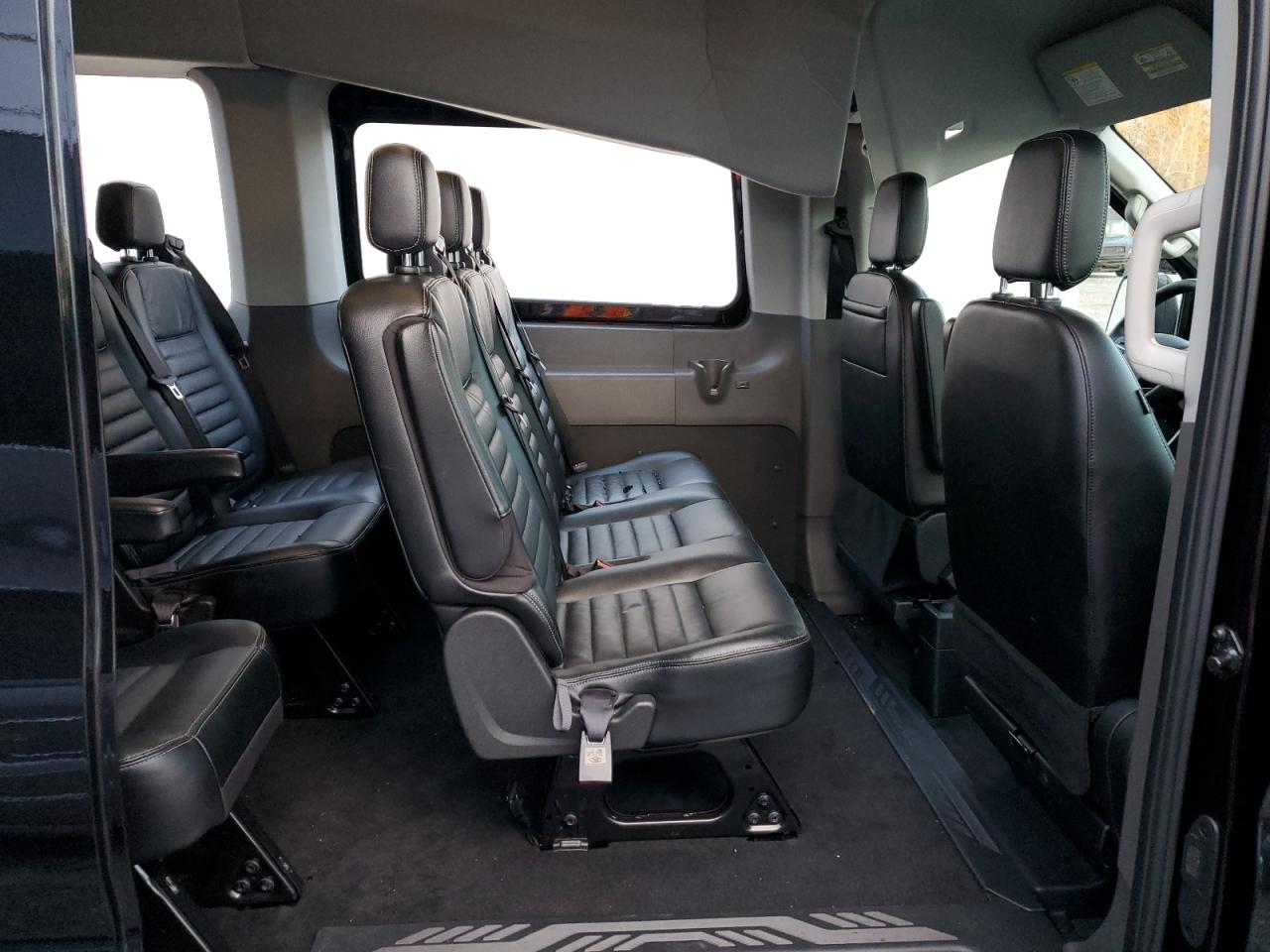 2023 Ford Transit T-350 Hd VIN: 1FBVU4X8XPKB63870 Lot: 82731504