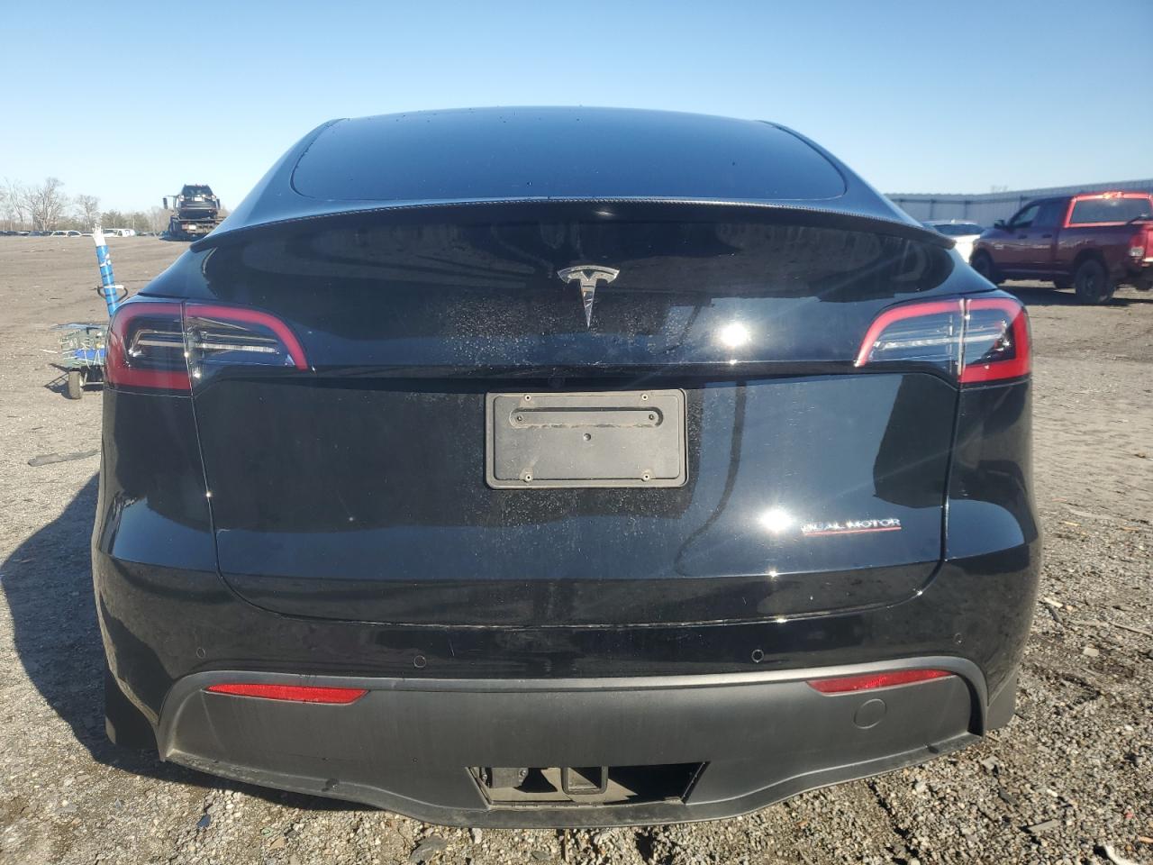 VIN 7SAYGDEF1NF543047 2022 TESLA MODEL Y no.6