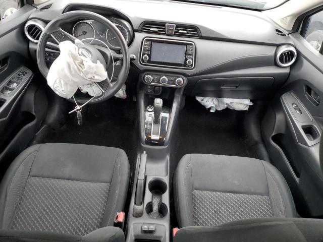  NISSAN VERSA 2020 Серебристый